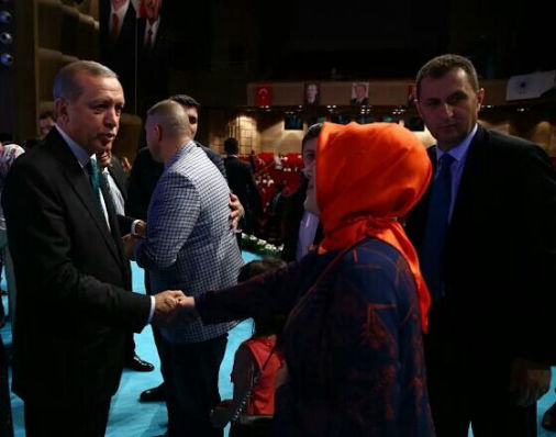 Emine Özkurt Fotoğraf 2