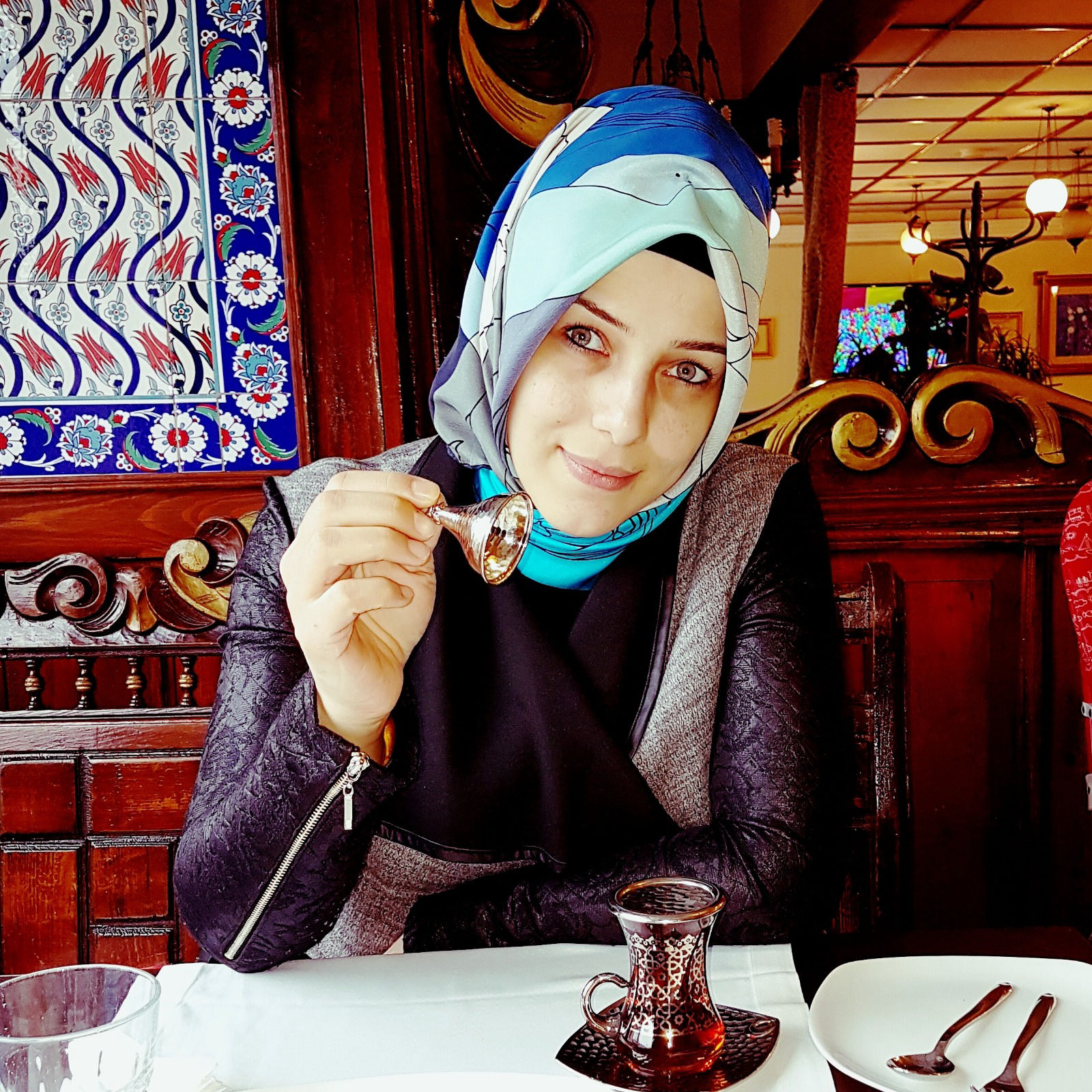 Emine Özkurt Fotoğraf 6